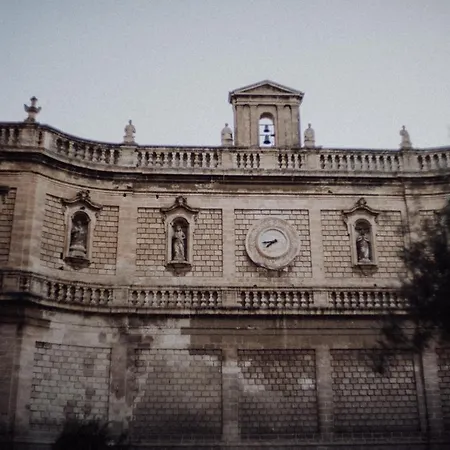 Daire Fantasia House *